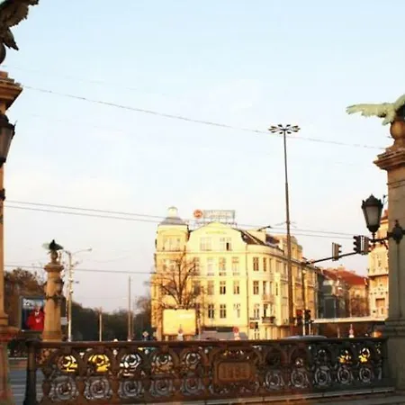 Appartamento Tranquil Pied-à-terre Steps From Orlov *